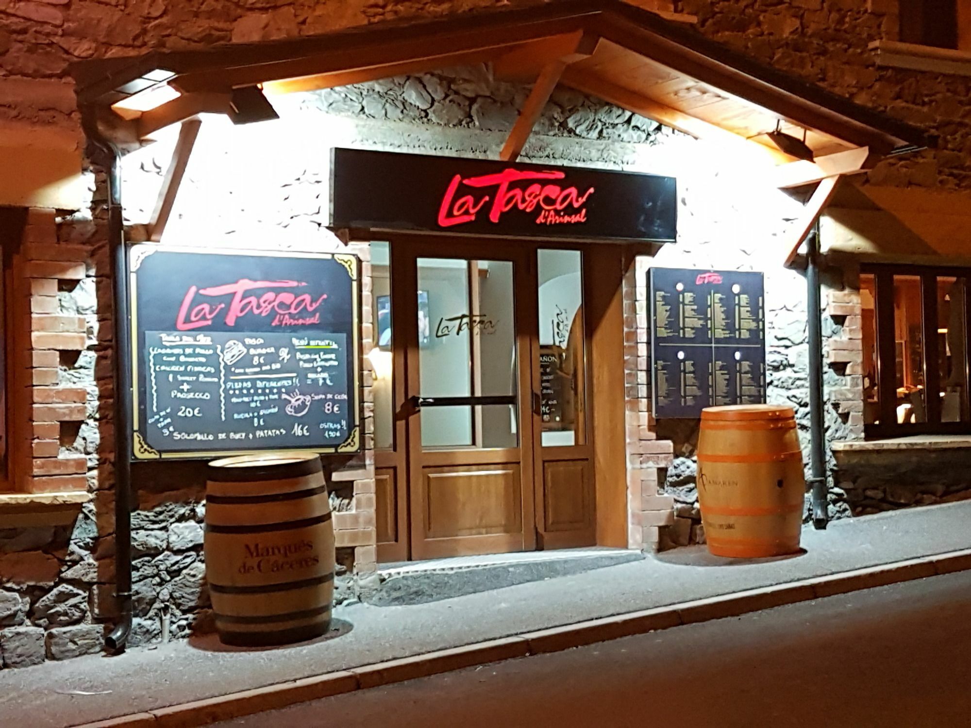 Hotel Arinsal Exteriör bild